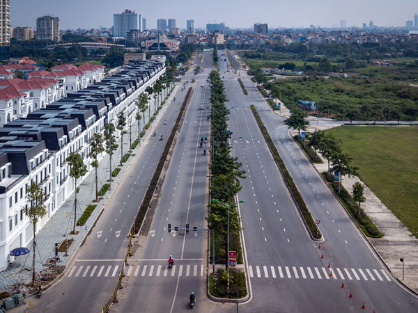 Tuyến đường 10 làn xe chạy qua khu đô thị khổng lồ ở Hà Nội