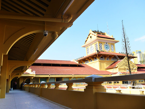 Tiểu thương trở lại ngôi chợ lớn nhất Sài Gòn sau 2 năm sửa chữa