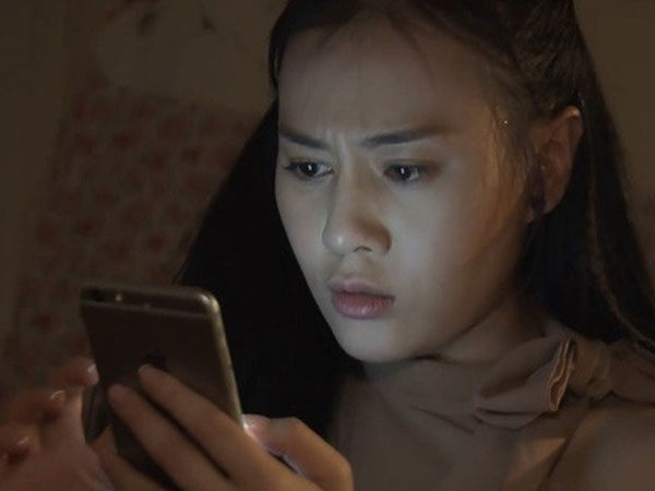Quá cẩu thả, 'Quỳnh búp bê' lại bị phát hiện lỗi sai phi lý, cho nữ chính tự lập Fanpage hạ bệ mình