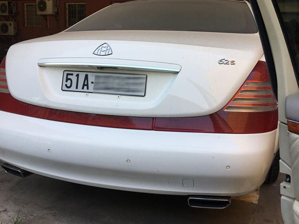Siêu xe chục tỷ của đại gia Đặng Lê Nguyên Vũ 'vứt xó' giữa Hà Nội