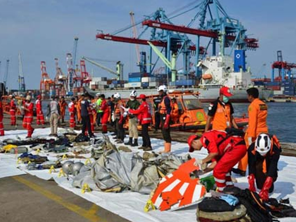 Lion Air bị điều tra sau vụ máy bay chở 189 người rơi xuống biển