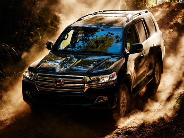 Toyota Land Cruiser 2019 giá gần 89.000 USD