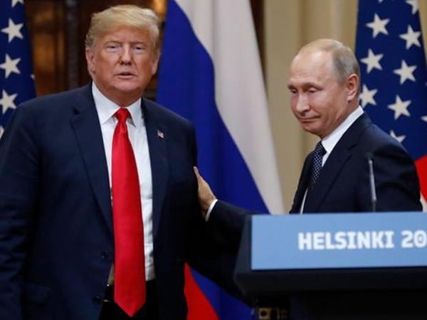 Hai Tổng thống Putin và Trump gặp nhau theo kiểu nào ở Paris?