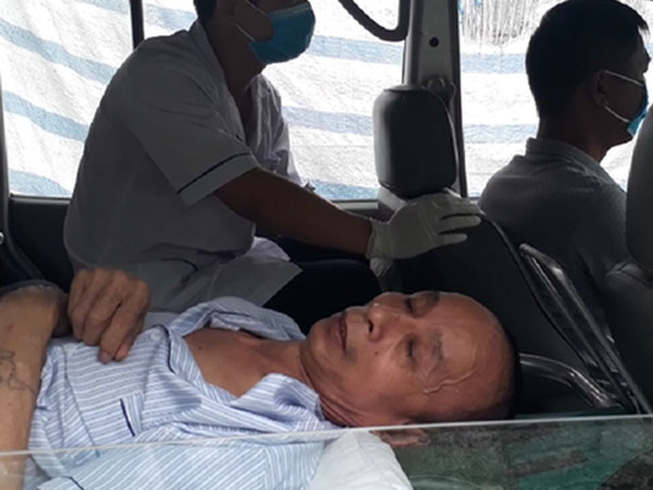 'Yêu râu xanh' nhiễm HIV dâm ô trẻ em tiếp tục hầu tòa sau thời gian dài tại ngoại