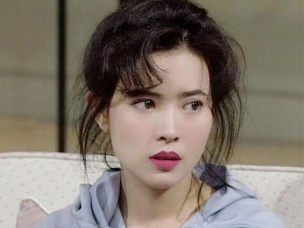 Bản thảo tự truyện của Lam Khiết Anh tiết lộ chi tiết bất ngờ về vụ cưỡng hiếp năm xưa
