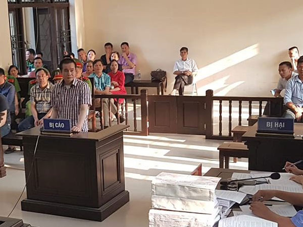 Lời khai 'móc ngoặc', thu hơn 1,6 tỷ đồng tiền bảo kê