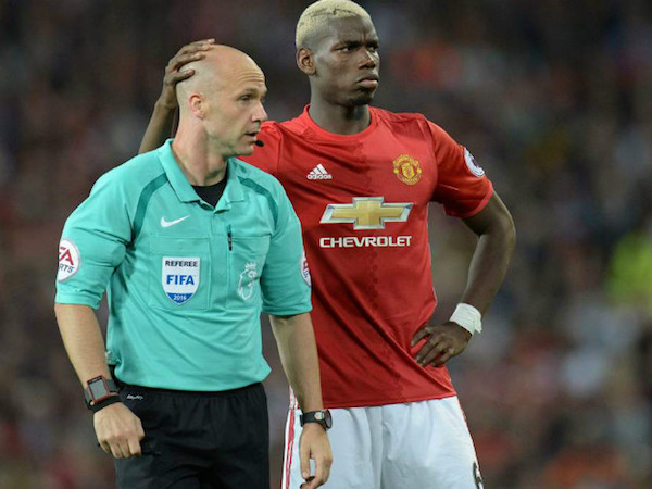 Người Man City sợ hãi, giận dữ khi biết thân thế trọng tài bắt chính trận derby Manchester