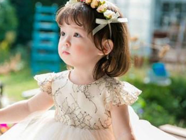 Những cái tên 4 chữ đẹp độc đặt cho con gái 2019, tương lai xinh đẹp may mắn