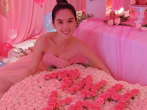 Thông tin hiếm hoi về đại gia muốn 'mãi là người hầu, bưng yến mỗi tối cho Ngọc Trinh'