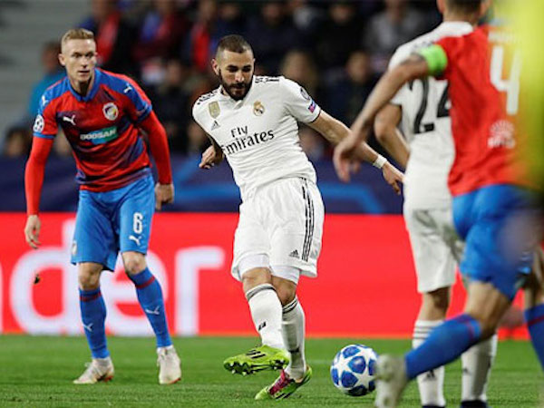 Benzema lập cú đúp, Real đại thắng ở Champions League