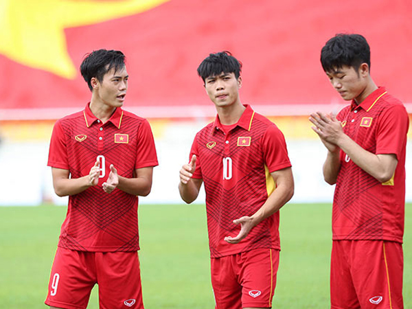 Cầu thủ Thái Lan: 'ĐTVN đang có mọi thứ cần thiết để vô địch AFF Cup'