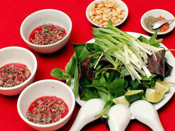 Đâu chỉ do ăn phải thịt lợn gạo, những kiểu ăn uống này cũng dễ khiến bạn bị cả búi sán làm tổ trong người!