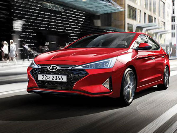 Hyundai Elantra có thêm bản thể thao, giá từ 22.400 USD