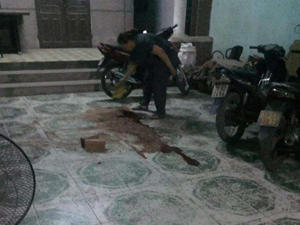 Vụ cô gái bị 'người tình' cầm dao truy sát tử vong: Do ngồi hát với trai lạ