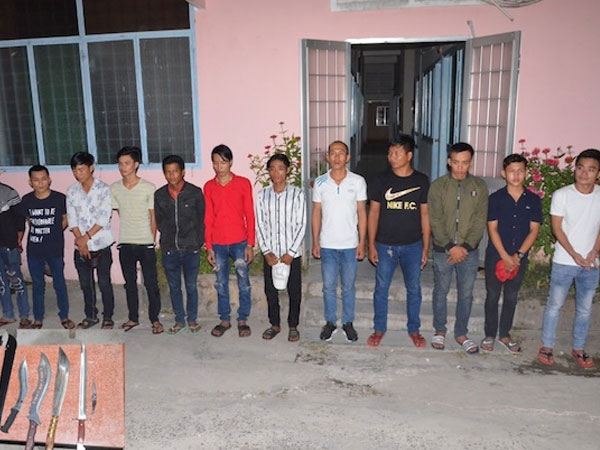 Cha ruột, thuê giang hồ 50 triệu đồng mang hung khí bắt con gái