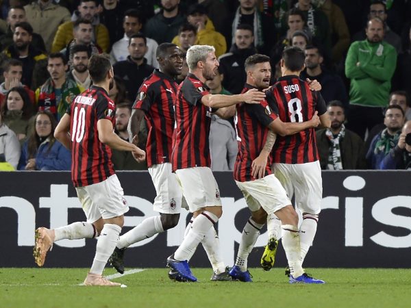 Clip: Suso tỏa sáng, Milan có điểm rời xứ sở bò tót