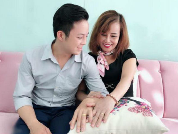Cô dâu 62 tuổi tiếp tục phát ngôn sốc: 'Xin lỗi vì em đã là mối tình đầu của anh'
