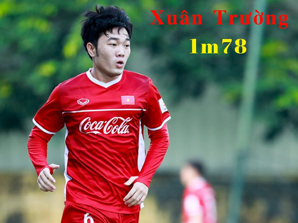Dân mạng thích thú so sánh chiều cao các cầu thủ đội tuyển Việt Nam