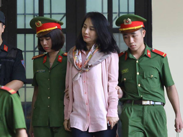 Chân dung 'bóng hồng' trong đường dây đánh bạc nghìn tỷ đồng