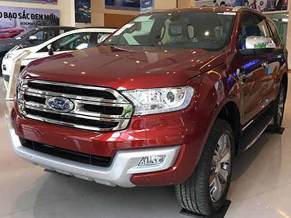 Xe Thái Lan hơn 400 triệu đồng ồ ạt về Việt Nam