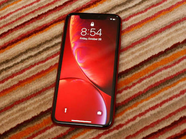 Apple giảm mạnh sản lượng iPhone Xr