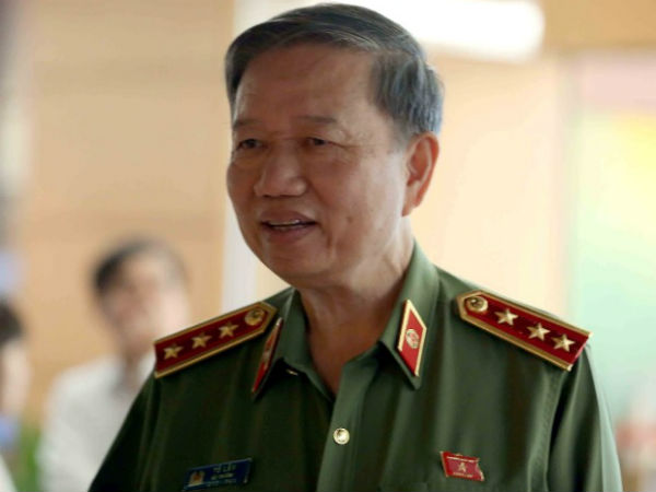 Bộ trưởng Tô Lâm và tướng Công an nói gì về đề xuất 'tù tại gia'?