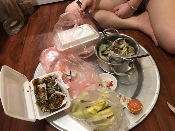 Vừa chia sẻ chuyện vợ nghén lên mạng, anh bố trẻ khiến hội anh em vỗ đùi đen đét vì...