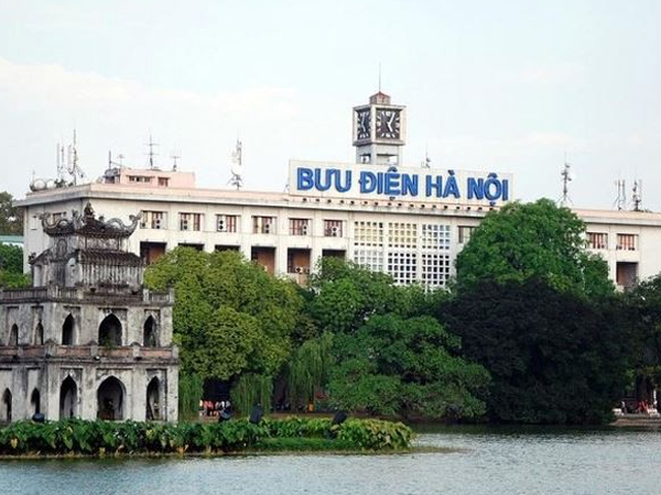 Người dân mong Bưu điện Hà Nội được 'trả' lại tên: Không ai muốn biểu tượng hơn 100 năm của Thủ đô có một cái tên khác!