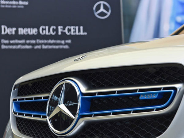 Mercedes ra mắt xe chạy bằng hydro, chỉ cho thuê chứ không bán