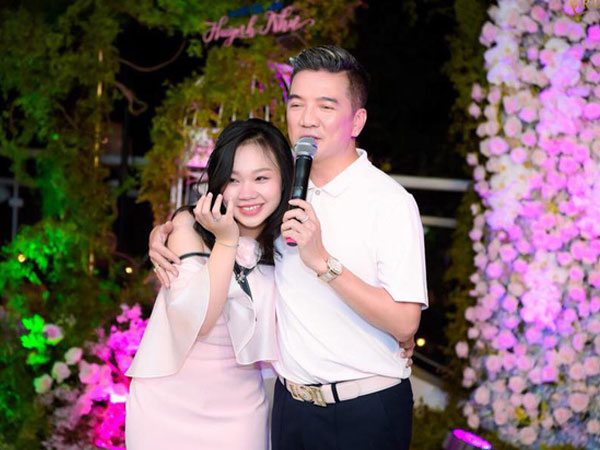 Thân thế con gái nuôi vừa tròn 18 tuổi của Đàm Vĩnh Hưng