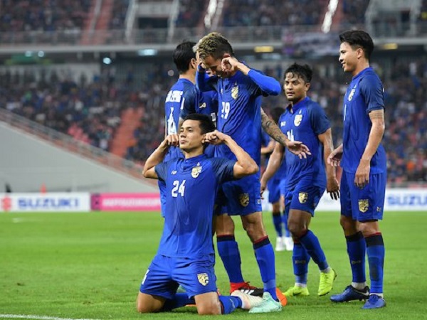 Đè bẹp Indonesia, Thái Lan phô trương sức mạnh không thua kém Việt Nam