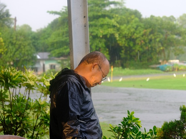 Thầy Park gục đầu bất lực, ĐT Việt Nam 'vỡ kế hoạch' ngay trong buổi tập đầu tiên ở Myanmar