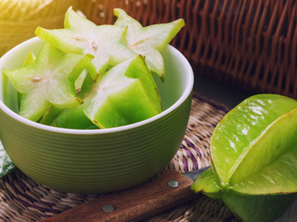 Đã có nhiều người tử vong vì ngộ độc sau khi ăn khế: Cảnh báo những đối tượng không nên ăn loại trái cây này