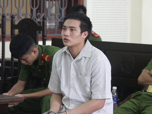 Nghệ An: Chém tử vong con gái 2 tuổi rồi tự sát do… vợ mời thầy cúng về làm vía