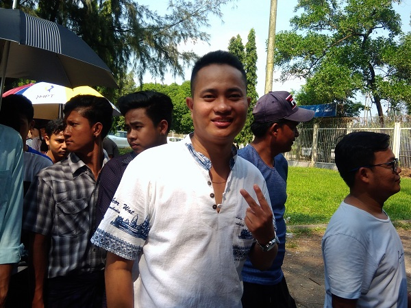 Nụ cười Myanmar: ‘Cầu thủ Việt Nam khó nhận biết lắm, vì ai ai cũng tên là NGUYEN’