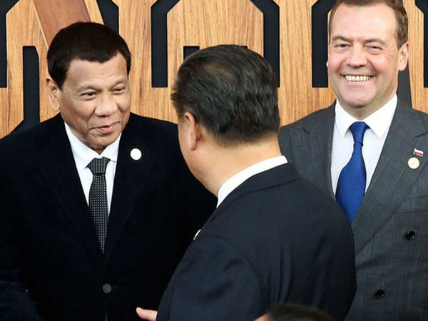 TT Duterte gửi 'mật ngọt' tới ông Tập Cận Bình, tiết lộ ý định sang Trung Quốc sinh sống