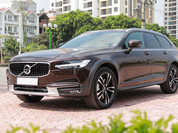 Volvo V90 - lựa chọn lạ cho nhà giàu Việt