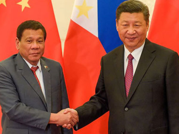 Ông Tập thăm Philippines giữa nghi ngại Duterte bị Trung Quốc 'lừa'