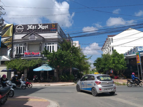 Không chấp nhận mẹ 'đi thêm bước nữa', thanh niên 10X treo cổ tự tử