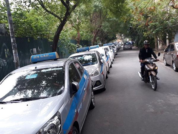 20.000 taxi 'khoác đồng phục', phân vùng hoạt động: Chuyên gia nói gì?