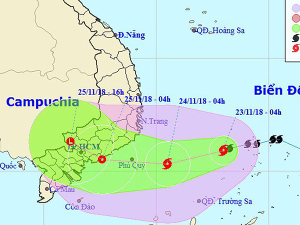 Bão cách bờ 450km, miền Trung, miền Nam sắp mưa lớn