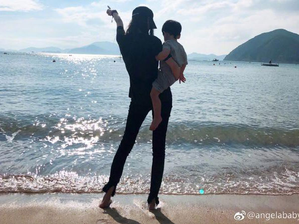 Hành động đáp trả của Angelababy giữa tin đồn mất quyền nuôi con về tay Huỳnh Hiểu Minh