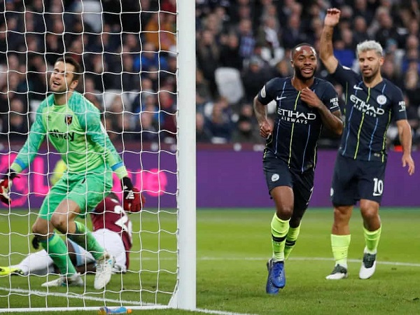 Đè bẹp West Ham, Man City tiếp tục duy trì khoảng cách 2 điểm với Liverpool