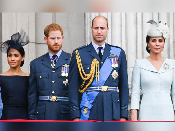 Bạn bè thân Meghan tiết lộ gây sốc về mối quan hệ 'cơm không lành, canh không ngọt' giữa Harry và anh trai