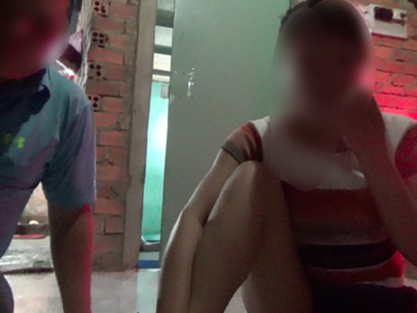 [Video] - Tâm sự cô gái thoát khỏi 'động quỷ'
