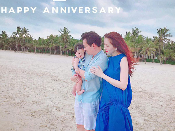 Chẳng mấy khi 'lên sóng' nhưng mỗi lần xuất hiện, con gái HH Đặng Thu Thảo lại khiến cả bố lẫn mẹ bị 'lu mờ'