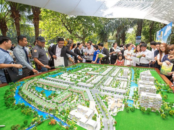 Cuối năm sốt đất: Đừng vội lo bong bóng