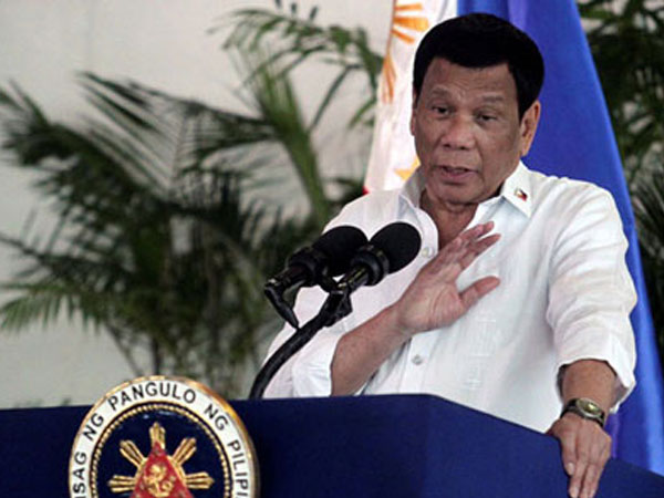 Duterte hứng chỉ trích vì kế hoạch lập 'biệt đội tử thần'