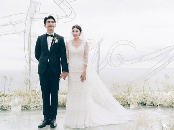 Tiết lộ chi phí hôn lễ cổ tích của 'Triệu Mẫn' Giả Tịnh Văn và chồng trẻ kém 9 tuổi tại Bali