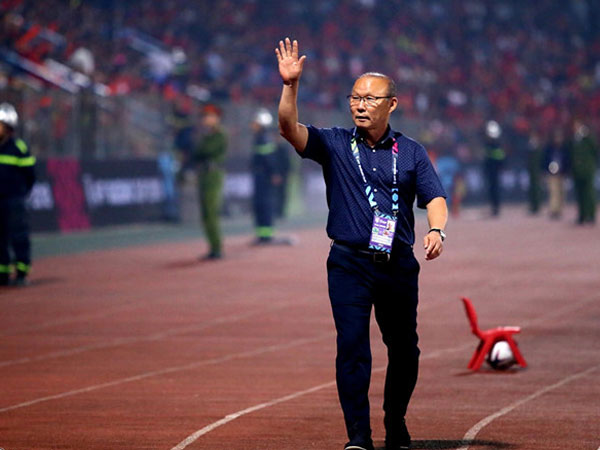 Báo Hàn Quốc: 'Ở đây, mọi người đều nghĩ rằng ông Park đã hết thời'